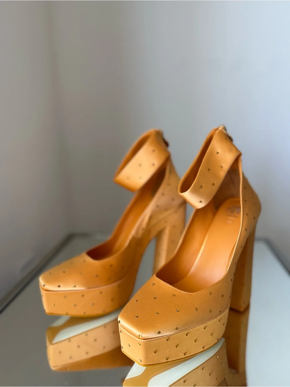 New Jimmy CHOO Sailor Moon Venus Platform 140 Orange Platform Pumps Crystals